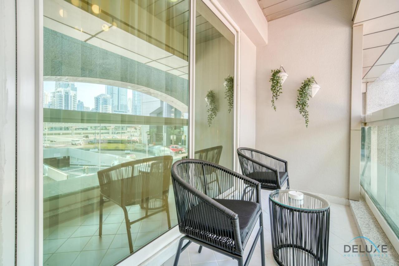 Harmonious 1br At Al Shera Tower Jlt By Deluxe Homes Dubai